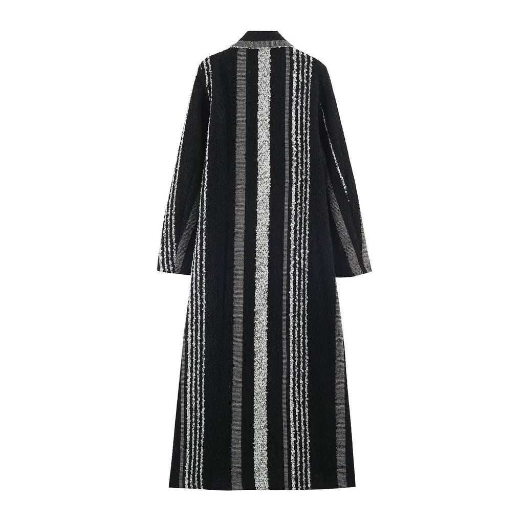 Collar long sleeved jacket